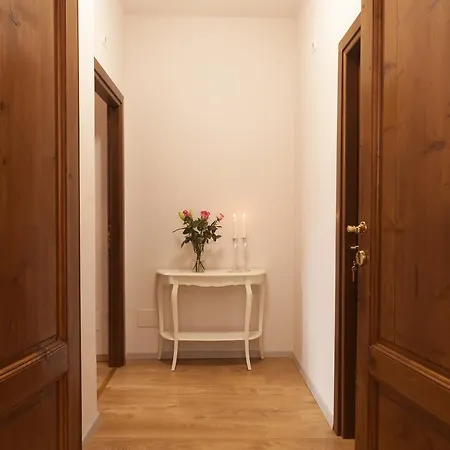 La Porta Del Paradiso Bed & Breakfast 3*